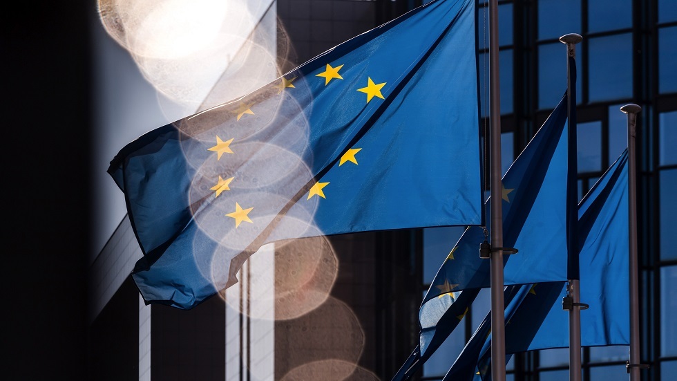 زاخاروفا: التوسع العدواني للاتحاد الأوروبي سيؤدي إلى أزمات جديدة في أوروبا