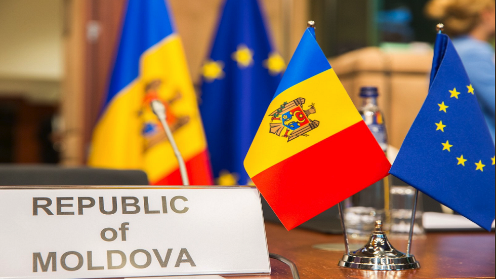 مسؤول: وضع المرشح لعضوية الاتحاد الأوروبي لا يعني انضمام مولدوفا للعقوبات ضد روسيا