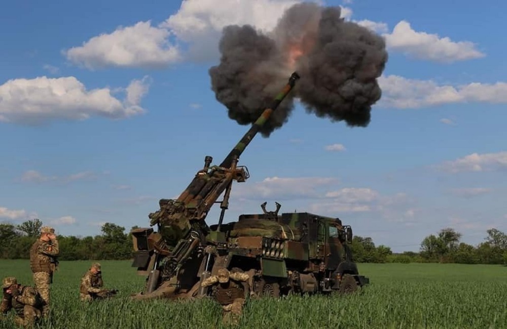 ألمانيا وهولندا تتعهدان بتقديم 6 مدافع هاوتزر لأوكرانيا