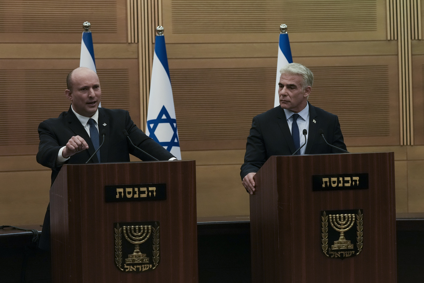 إسرائيل في انتظار حل الكنيست وعلى موعد مع رئيس وزراء جديد