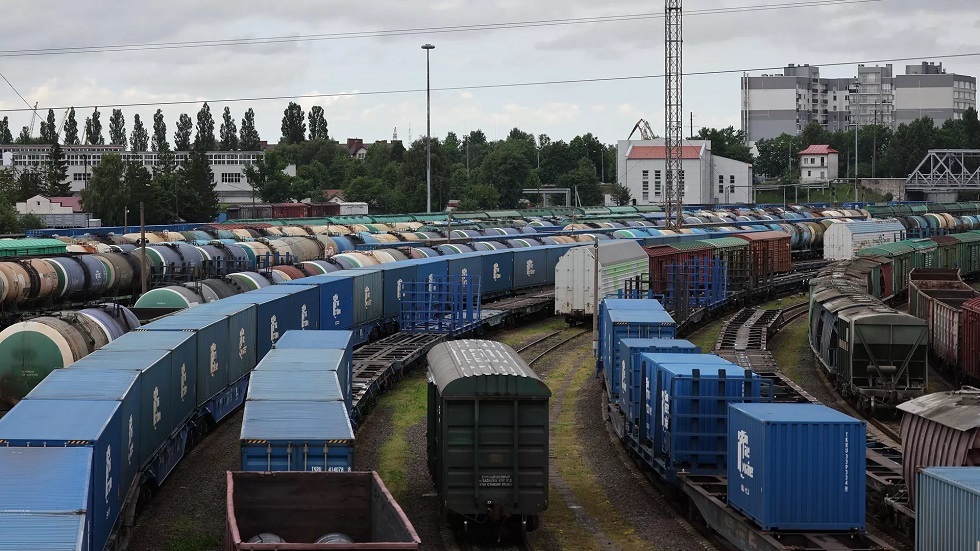 وكالة: عبور البضائع إلى كالينينغراد عبر ليتوانيا سيستأنف في غضون أيام قليلة