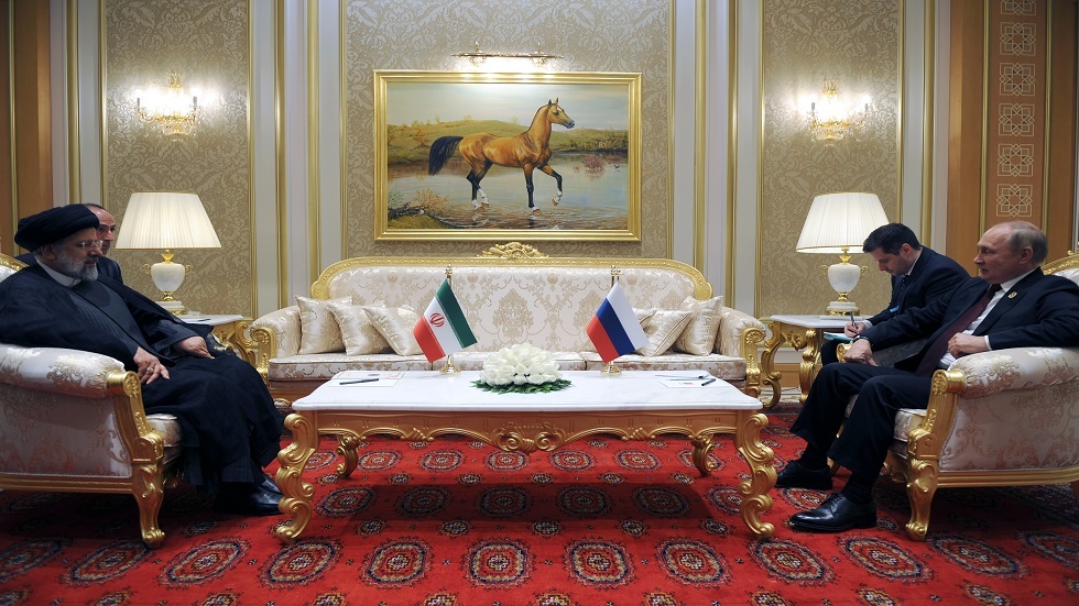 بوتين خلال لقائه مع رئيسي: علاقاتنا استراتيجية عميقة ولدينا ما نتحدث عنه