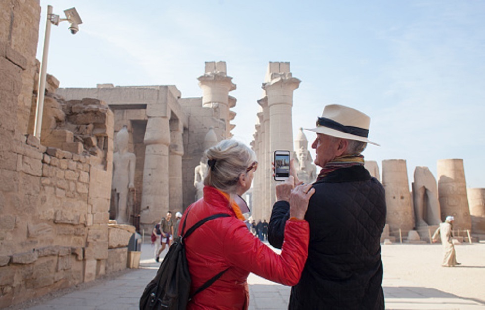 خبير في السياحة يوضح بالأرقام كيف عادت مصر للخريطة السياحية العالمية