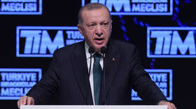 أردوغان يعلن اكتشاف مكامن النفط باحتياط قيمته مليار دولار