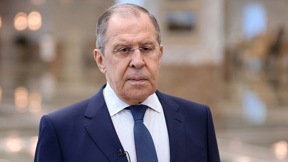 لافروف: وصف الناتو بأنه تحالف دفاعي أمر غبي ومخجل