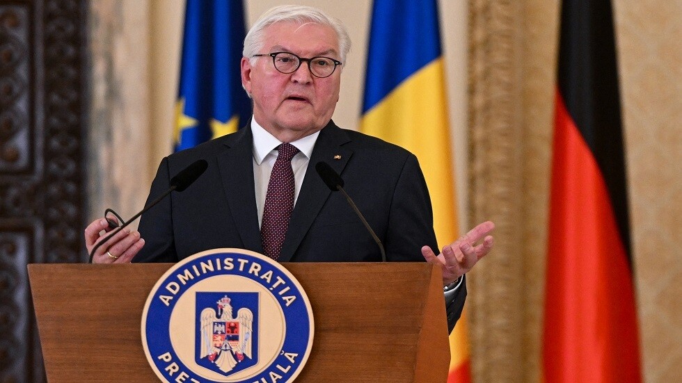 شتاينماير يعارض إجبار أوكرانيا على التفاوض مع روسيا