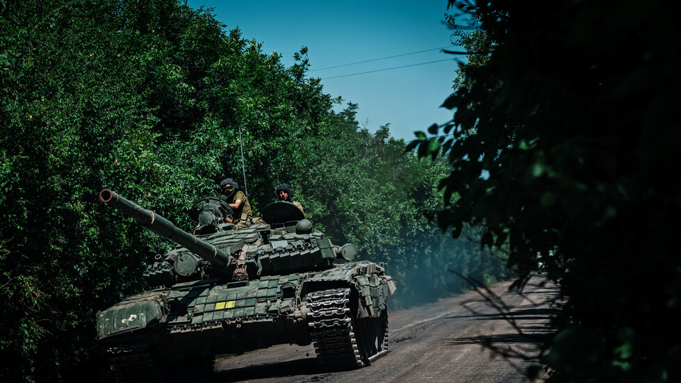 الجيش الأوكراني يعلن سقوط ليسيتشانسك وخسارته مقاطعة لوغانسك بالكامل