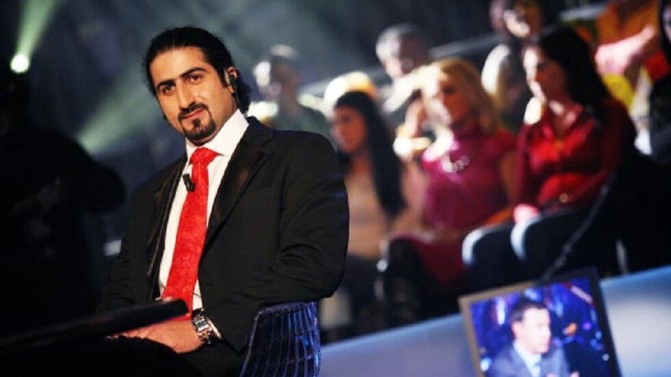 تعرض حاليا في فرنسا.. تزايد الطلب على لوحات نجل أسامة بن لادن حول العالم (صور)