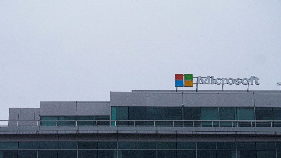 وزارة الصناعة الروسية ترحب بخروج "مايكروسوفت" من روسيا