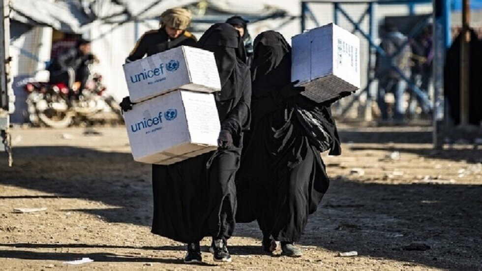 الخارجية الفرنسية تعلن إعادة 35 قاصرا و16 من أمهاتهم من سوريا