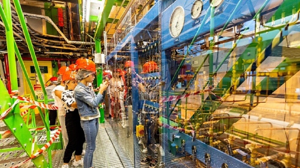 المركز الأوروبي للأبحاث النووية يعلن اكتشاف جسيمات غريبة (صورة)