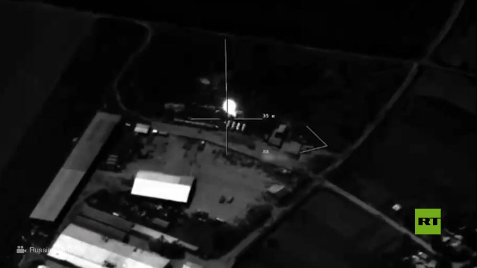 فيديو يوثق تدمير راجمتي صـواريخ هايمارس الأمريكية في دونيتسك