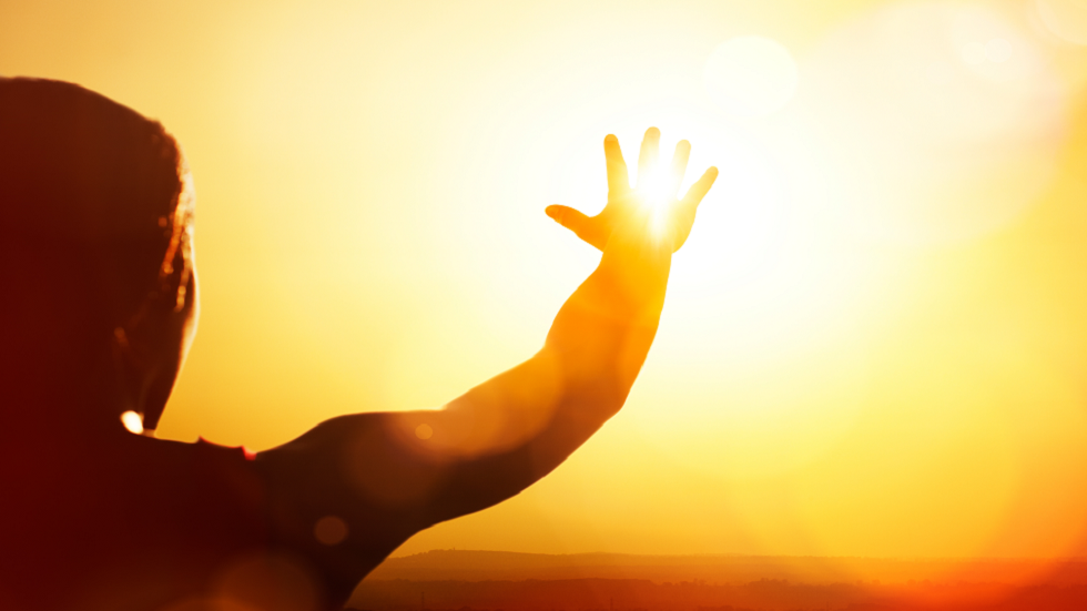 ما مدى سخونة الجسم البشري؟