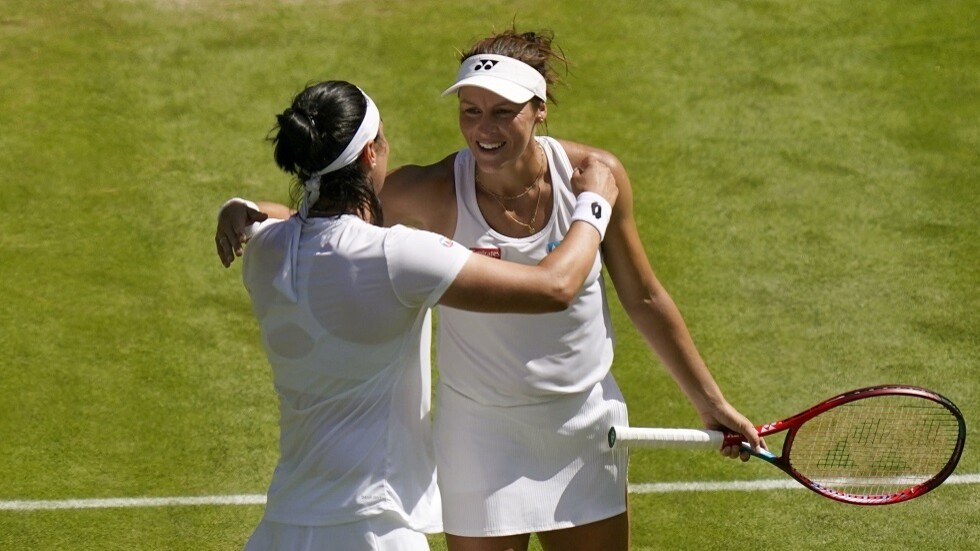 النجمة التونسية أنس تواصل كتابة التاريخ في ويمبلدون (فيديو)