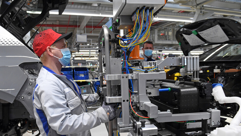 الصناعة الألمانية تدق