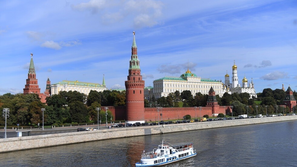 بوتين يعزي أسرة شينزو آبي