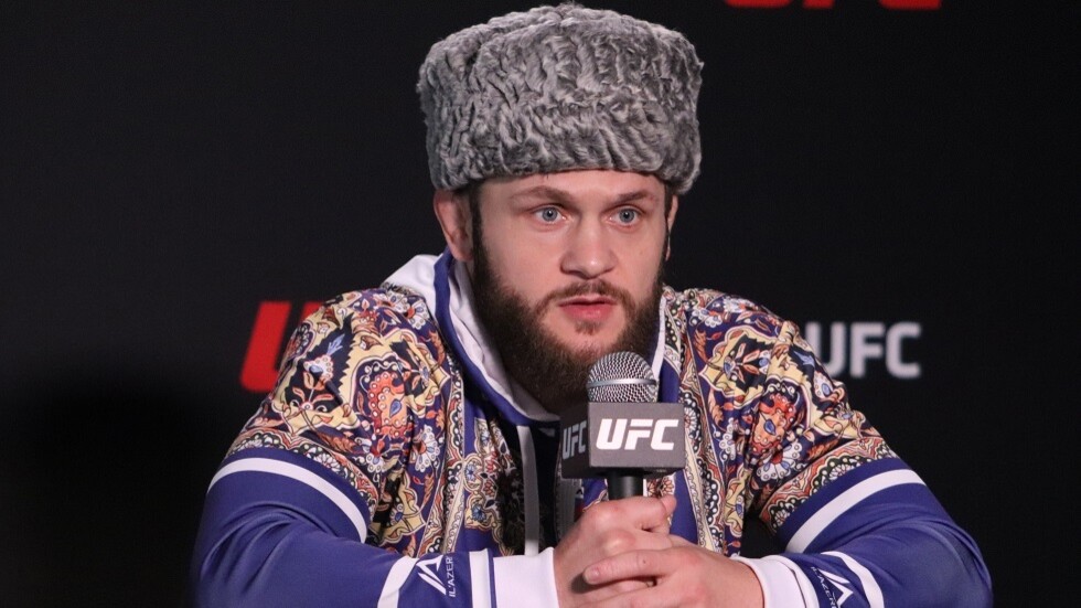 شاهد.. المقاتل الأذربيجاني فيزيف يسقط البرازيلي دوس أنجوس بالضربة القاضية