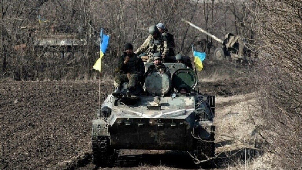 عسكري من دونيتسك: يتم توجيه راجمات الصواريخ الأوكرانية بالأقمار الاصطناعية