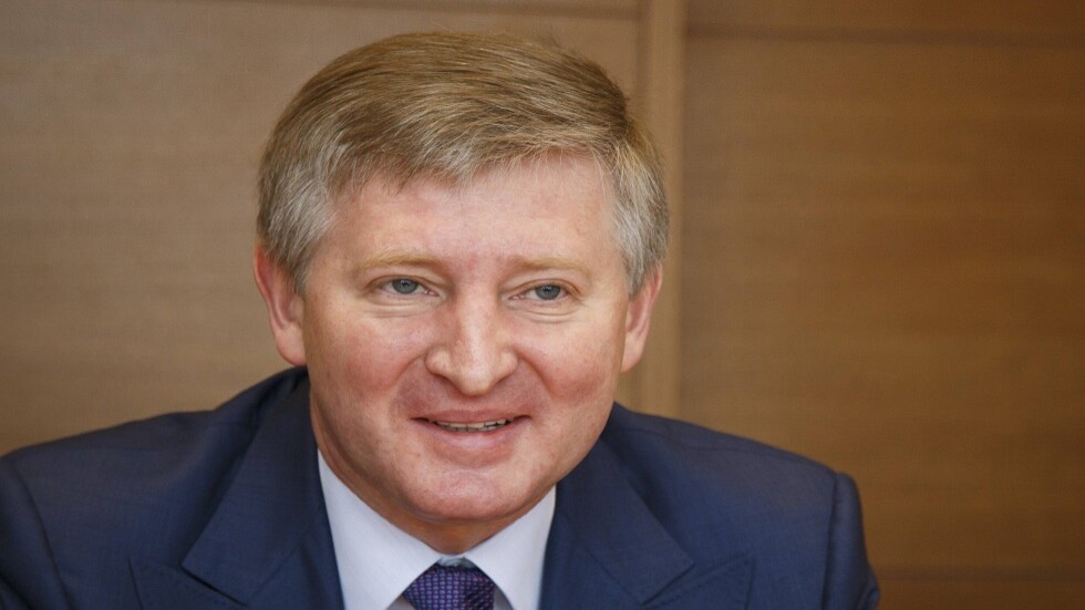 أغنى رجل في أوكرانيا يخرج من مجال الإعلام في البلاد