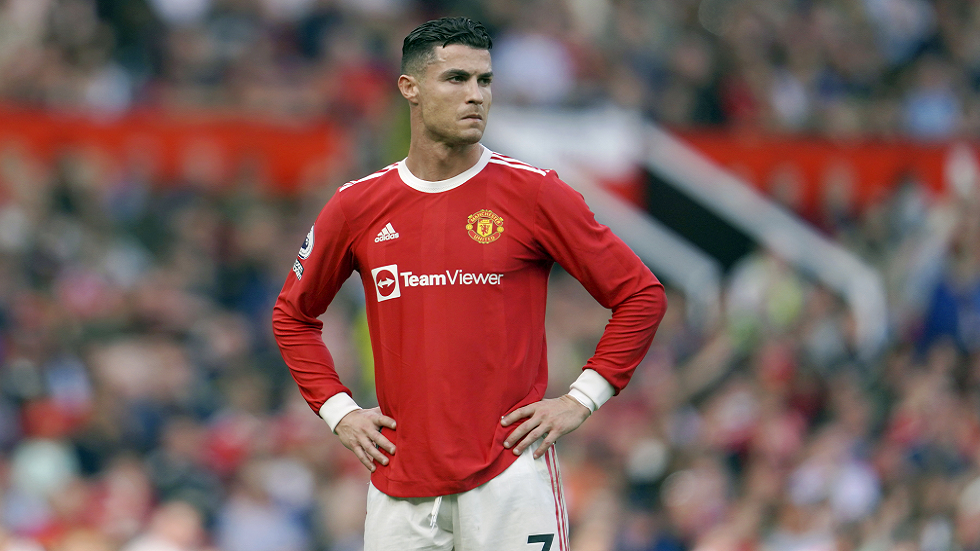 رونالدو يعرض خدماته على فريق جديد