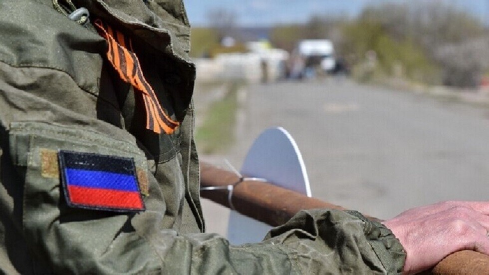 قوات جمهورية دونيتسك الشعبية تتقدم في عدة محاور