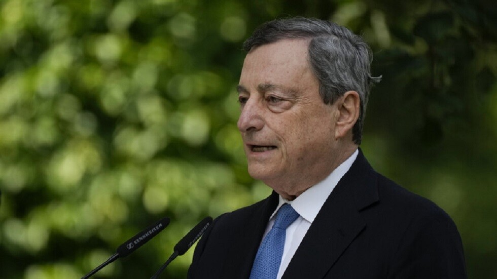 رئيس الوزراء الإيطالي يعتزم تقديم استقالته الليلة