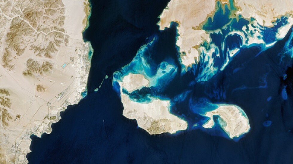 "أ ف ب": إسرائيل ليس لديها "أي اعتراض" على نقل جزيرتي تيران وصنافير للسعودية