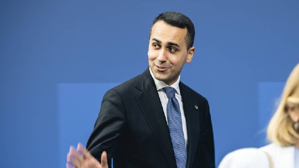  وزير الخارجية الإيطالي لا يستبعد وقف توريد الأسلحة لأوكرانيا