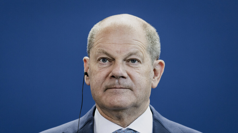 شولتس: الاتحاد الأوروبي لن يرفع العقوبات عن روسيا إن أرغمت أوكرانيا على السلام بشروطها