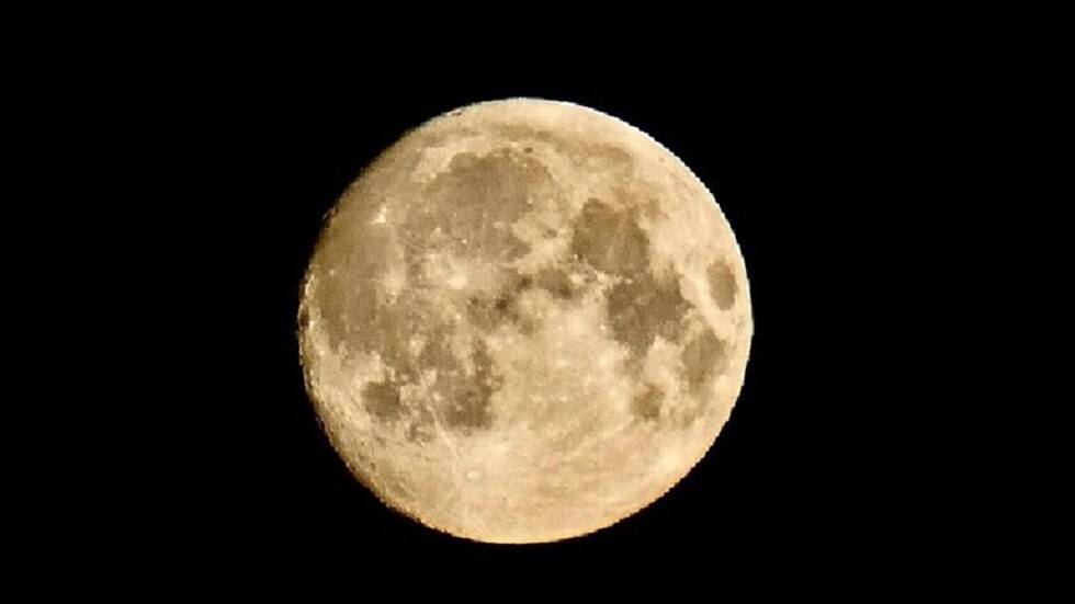 ناسا تؤجل موعد إطلاق الروفر القمري