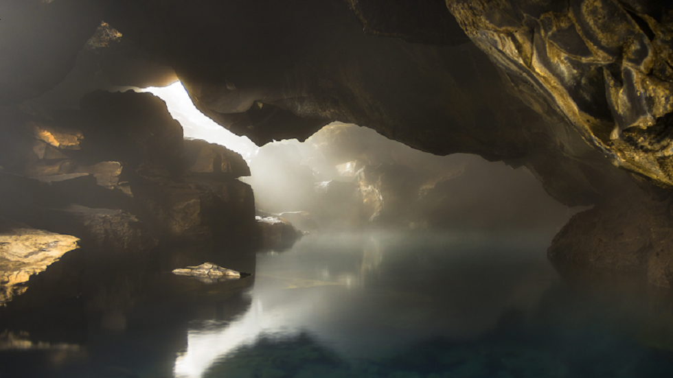 الباحثون يحققون اكتشافا بمثابة فتح كبسولة زمنية من القرن التاسع عشر!