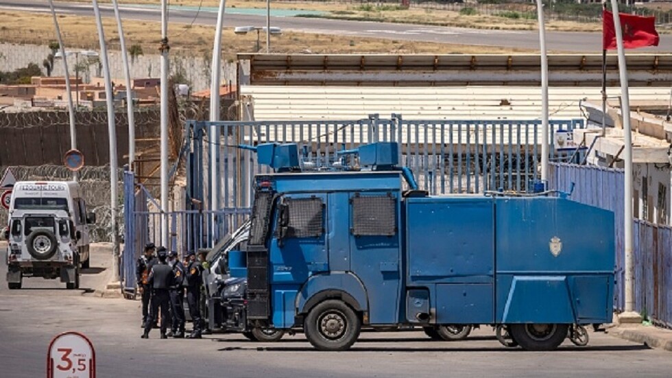صحيفة مغربية تنشر تفاصيل الأحكام الابتدائية ضد المهاجرين المتابعين في ملف "أحداث مليلية"