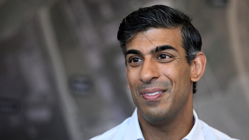 بريطانيا.. ريشي سوناك يتصدر سباق رئاسة الوزراء