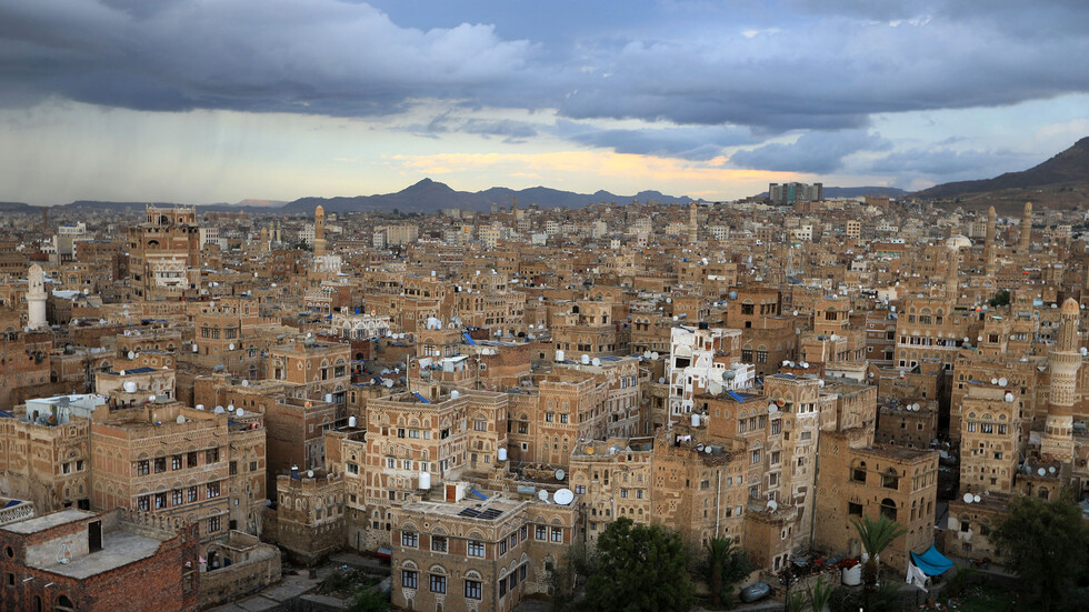 التحالف العربي يرد على الحوثيين حول "خرق الهدنة"