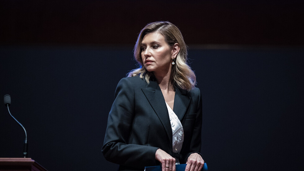 زوجة زيلينسكي تطالب واشنطن بإمداد كييف بدفاعات جوية