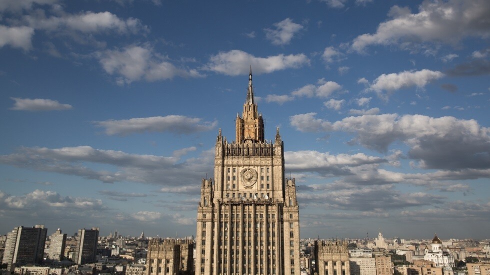 الخارجية الروسية تتهم مولدوفا بتكرار احتجاز جنود حفظ السلام الروس في طريقهم إلى بريدنيستروفيه