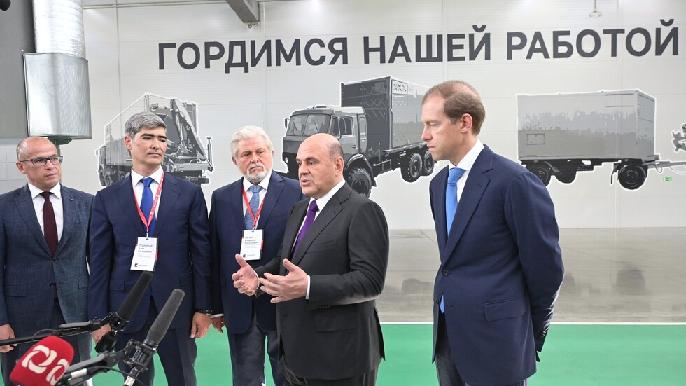 وزير الصناعة الروسي يعلن عن إلغاء جزئي للاستيراد عبر دول ثالثة قريبا