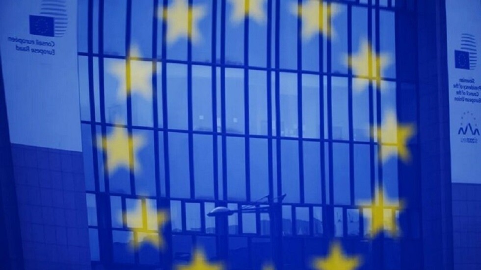 صحيفة: أوروبا في علاقتها مع روسيا كررت خطأ نابليون في بريطانيا