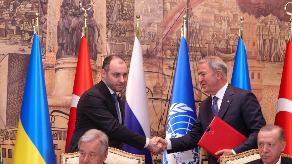 أكار يبحث تصدير الحبوب الأوكرانية مع وزير البنية التحتية الأوكراني