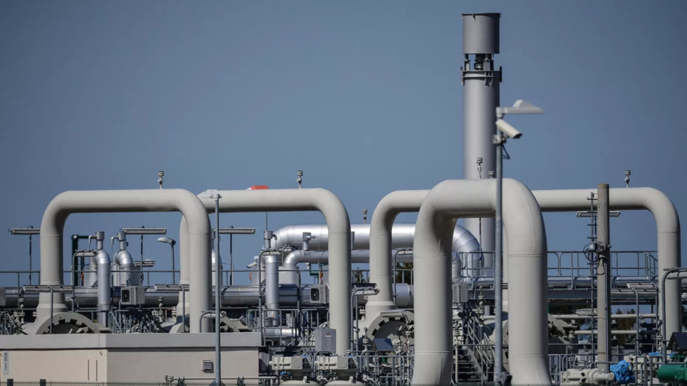 انخفاض إمدادات الغاز عبر 