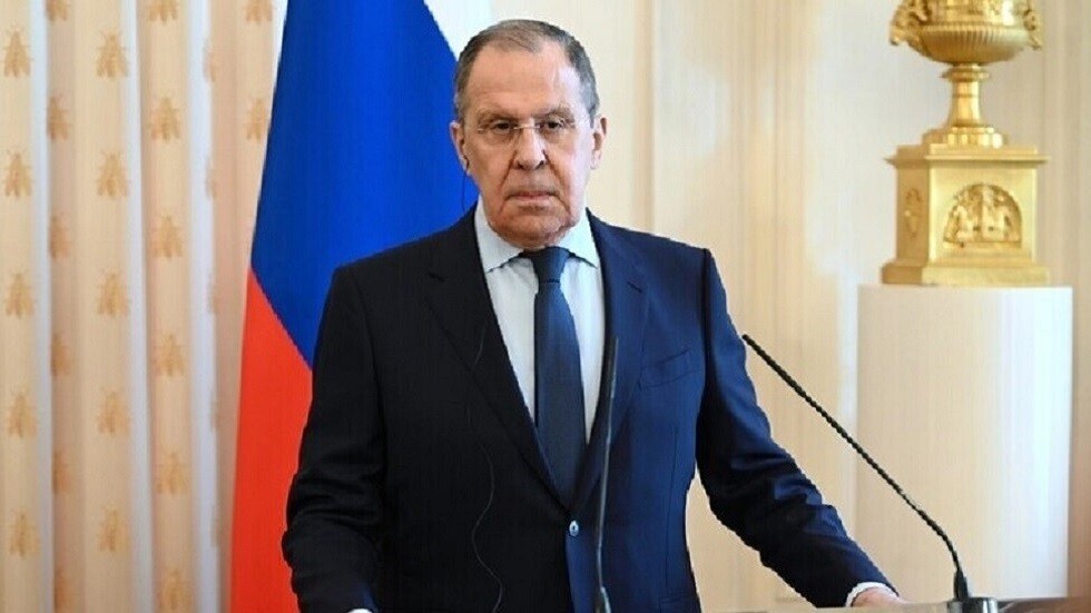 لافروف: شركاؤنا في إفريقيا مدركون لما يحدث وما يقوم به الغرب لبناء عالم أحادي القطب