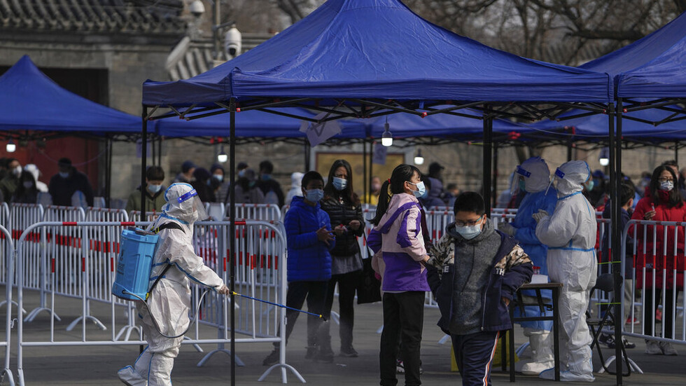 الصين تعيد فرض الإغلاق على مليون شخص في ووهان بعد اكتشاف إصابات جديدة بكورونا