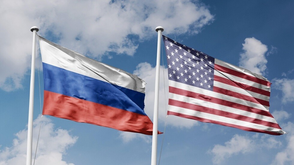 مستشار سابق في الخارجية الأمريكية: إذا صادقت الروس أصبحت صديقهم مدى الحياة