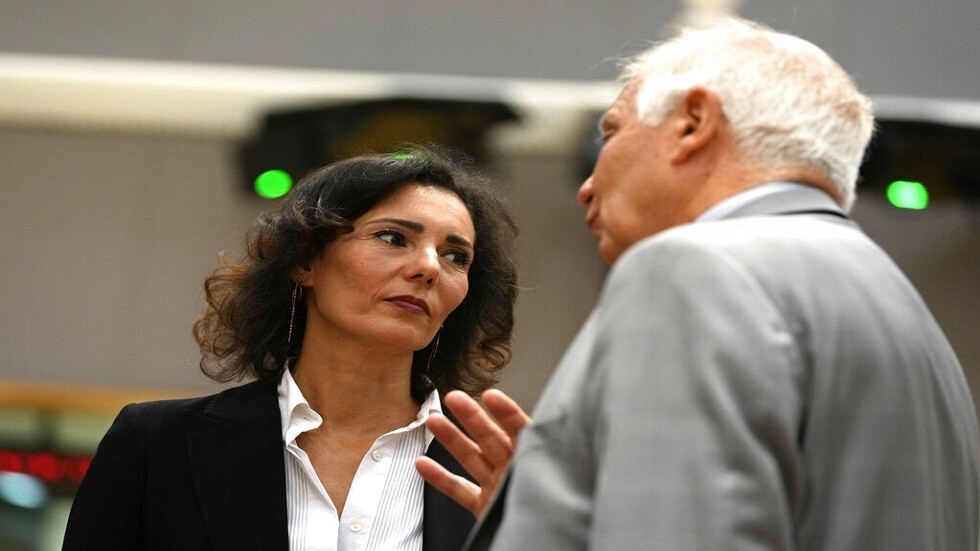 وزيرة بلجيكية من أصول عربية تثير جدلا واسعا بتصريحاتها عن روسية القرم