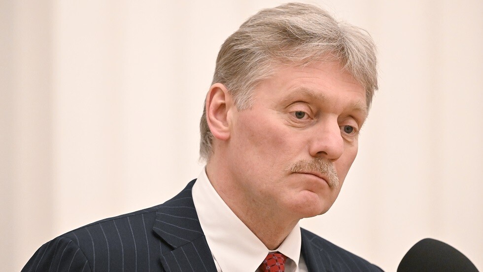 بيسكوف: لا توجد  خطط لتنظيم محادثة هاتفية بين بوتين وبايدن