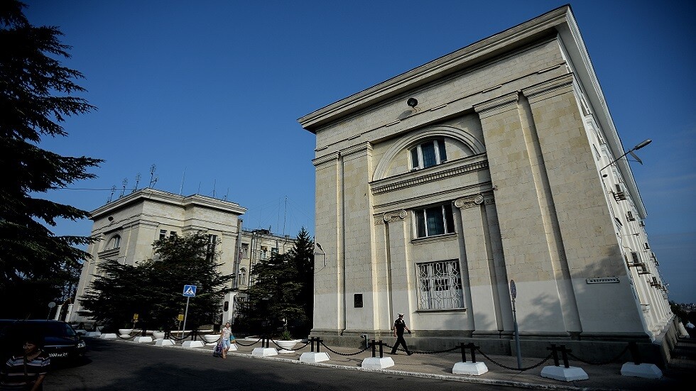 حاكم سيفاستوبول: تعرض مقر أسطول البحر الأسود الروسي لهجوم بطائرة مسيرة وإصابة 5 أشخاص