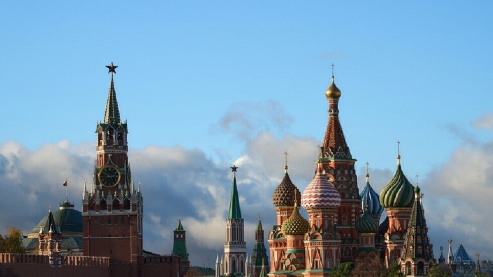 The hill: العقوبات الغربية ضد روسيا أظهرت محدودية أثرها