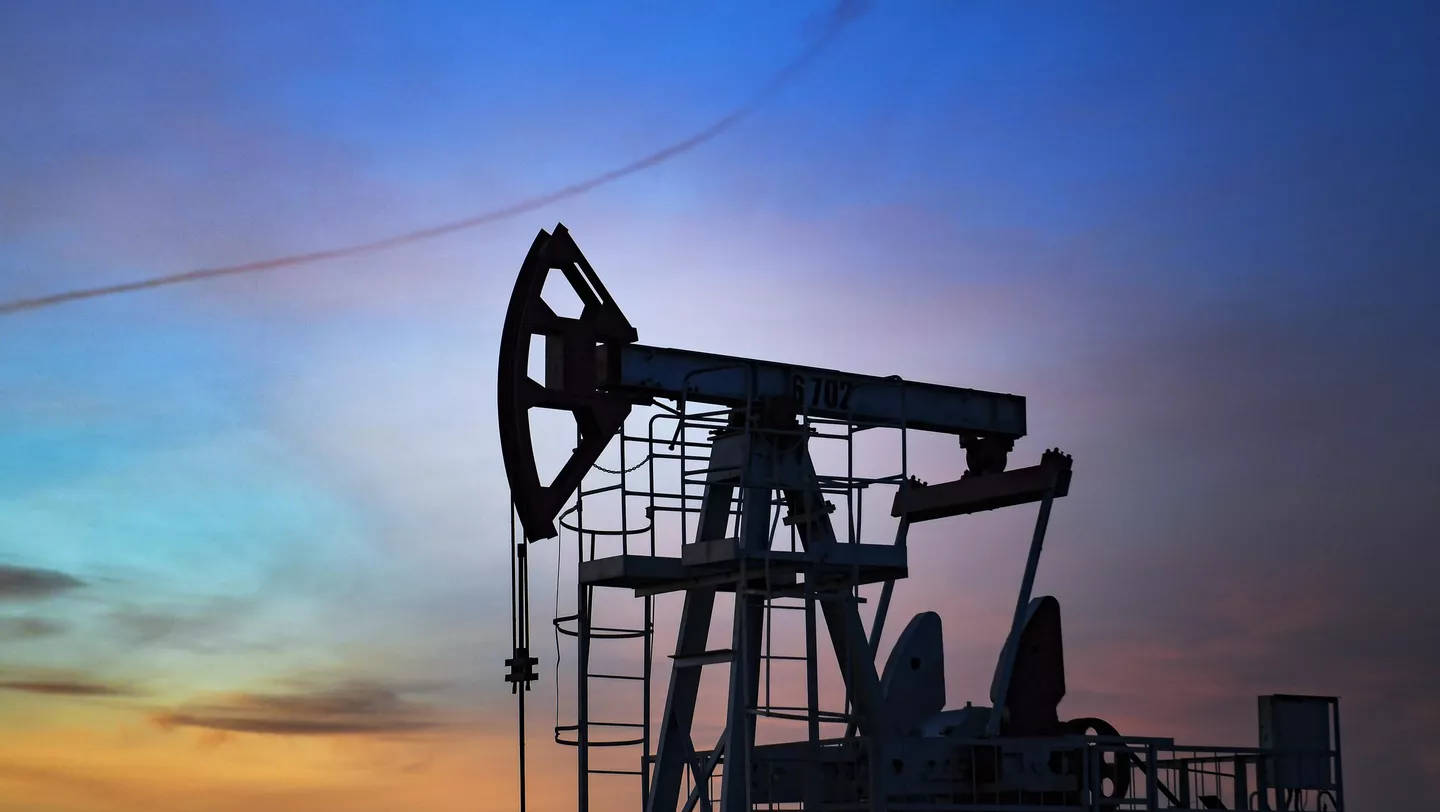 الكرملين يعلق على مسألة تحديد سقف لسعر النفط الروسي