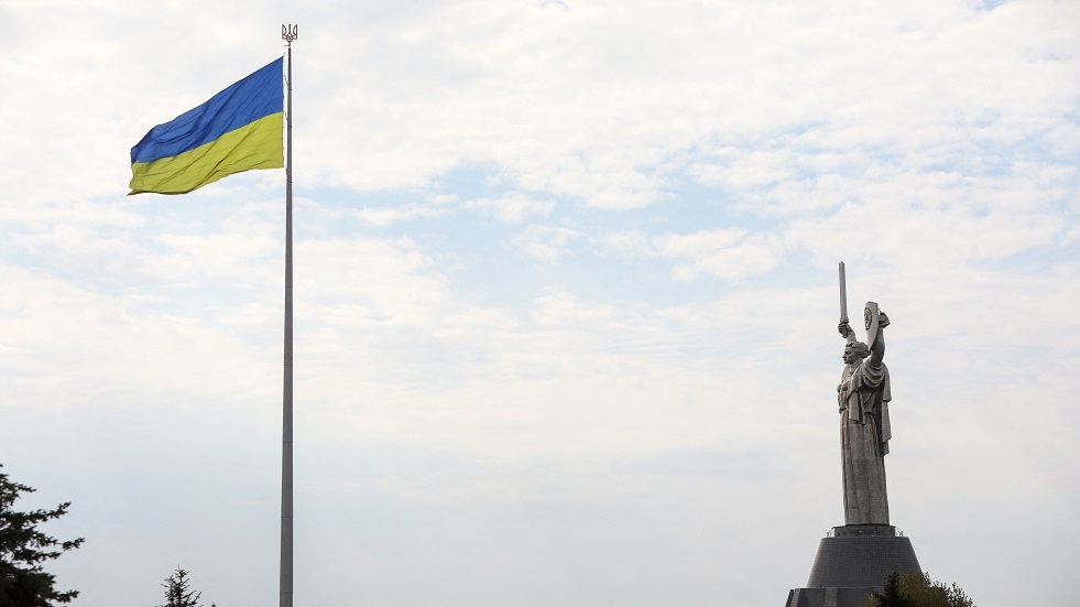 بلومبرغ: المفوضية الأوروبية قررت حظر تقديم قرض لأوكرانيا بقيمة 1.5 مليار يورو