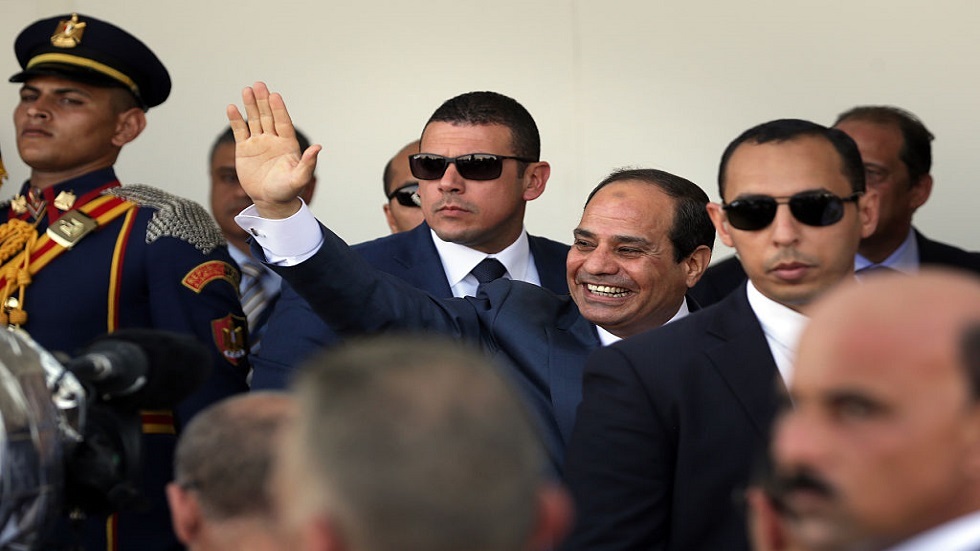 السيسي والمنفي يبحثان الانتخابات الليبية والمرتزقة والتسوية السلمية